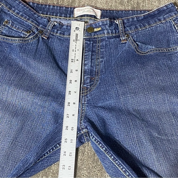 Levi's Signature Jeans Women's 12M Blue Bootcut Low Rise Stretch Western Denim - Picture 14 of 15